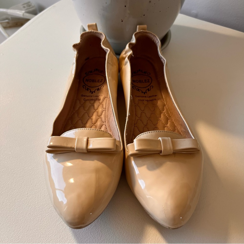 Cream Patent Leather Flats with Bow Detail